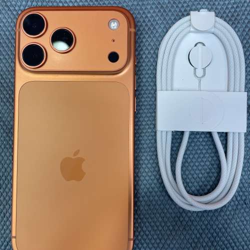 99%New iPhone 17 Pro Max 2TB 橙色 香港行貨 AppleCare+保養到2027年9月26日  自用...