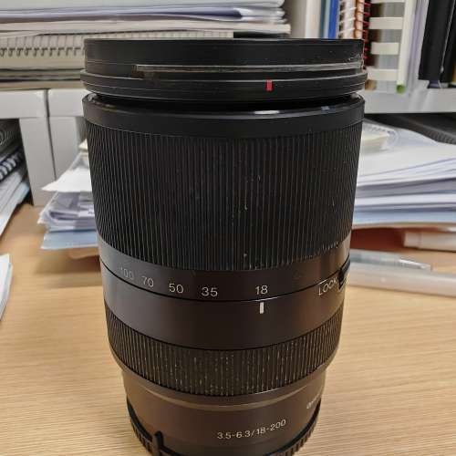 SONY SEL 18-200 F3.5-6.3 OSS
