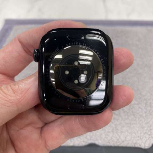 Apple Watch Series 11 (GPS + Cellular)46mm 金色鈦金屬