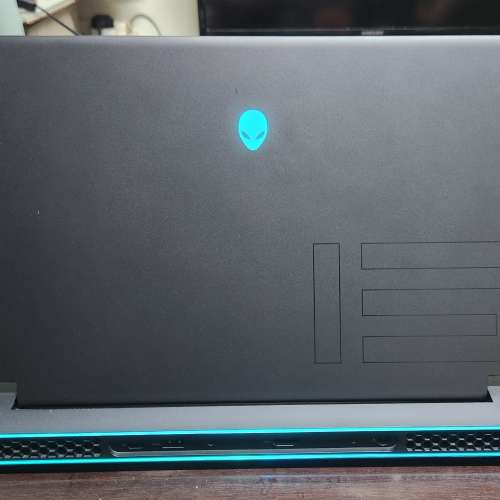 Alienware m15 R5 (R7+3050Ti)