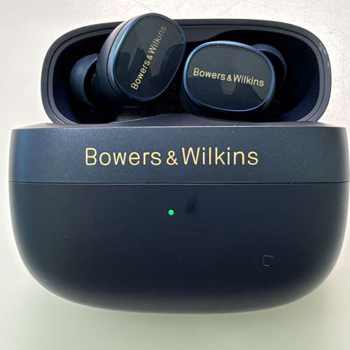 Bowers & Wilkins Pi7 無線降噪耳機