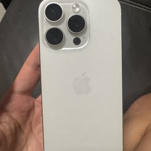 iPhone 15 pro 128 白色