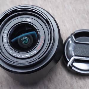 Panasonic Lumix G Vario 14-42mm f/3.5-5.6 II