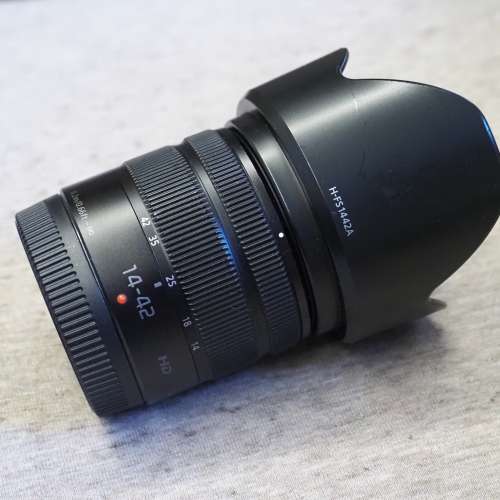 Panasonic Lumix G Vario 14-42mm f/3.5-5.6 II
