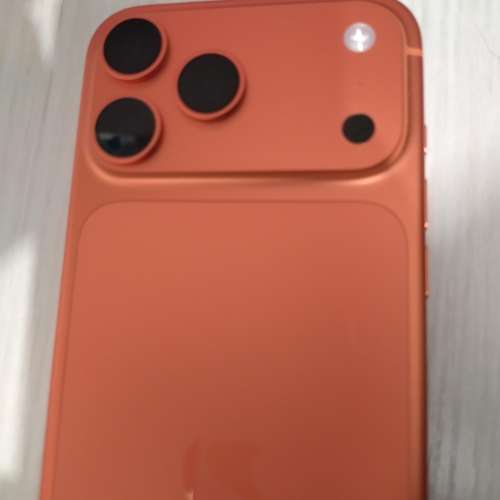 Iphone 17 pro max 橙色 1TB
