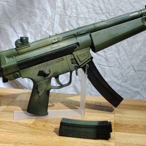 Marui MP5A5 
鏈夾2隻+手榴彈B+b