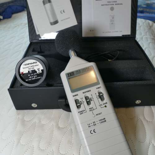 TES1350A Sound Level Meter + TM-100 Sound Level Calibrator