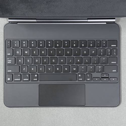 Apple Magic Keyboard for iPad Pro 11 inch / iPad Air M2 M3 M4 Gen 4/5