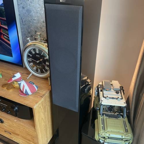 KEF R700 座地 speaker