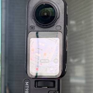 Insta360 X6 行