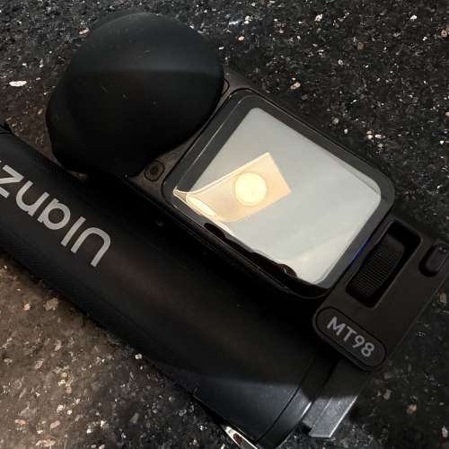 Insta360 X6 行