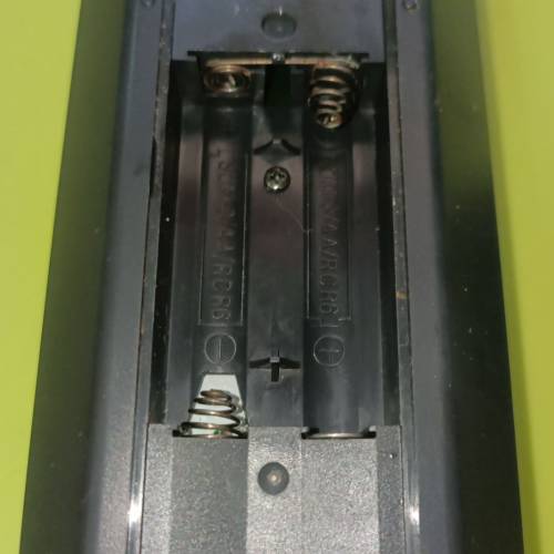 MITSUBISHI RM MS11V-57705搖控，原廠搖，注意：弹弓有少少銹，可能用到又可能用吾...