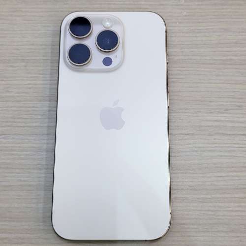 港行 iPhone 16 pro 256GB 金色