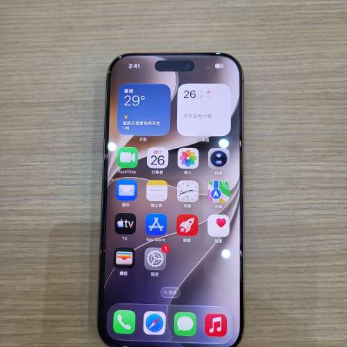港行 iPhone 16 pro 256GB 金色