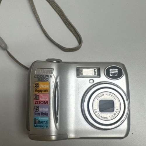 Nikon Coolpix 3200 CCD相機