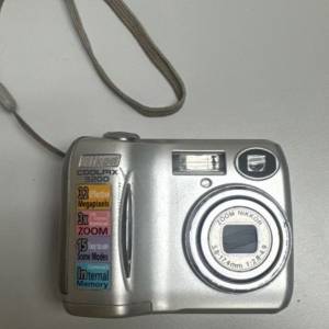 Nikon Coolpix 3200 CCD相機