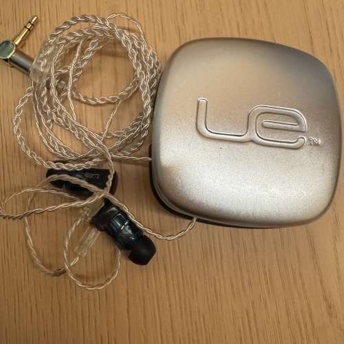 Ultimate Ears (UE) TF10 (Triple.Fi 10 Pro)