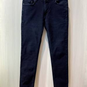 H&M Denim Men's Jeans 34"腰 Modern Straight 男裝 Dark Navy Blue 海軍藍淨色牛仔褲