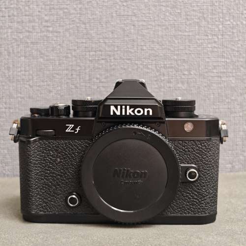 Nikon Zf 機身