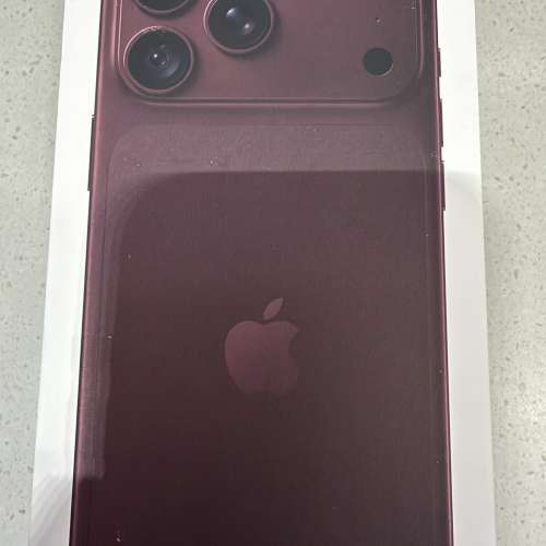 iPhone 18 Pro Max 256G 紅色（Sold）
