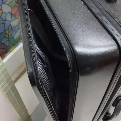 Elle 28吋新款前揭式黑色旅行行李箱 30kg front opened travel luggage suitcase