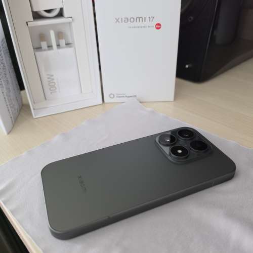 (中環 元朗) Xiaomi 17 (512gb black 2yrs warranty to Sep2028)
