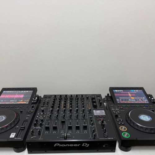Pioneer DJ DJM-V10 6-channel DJ Mixer