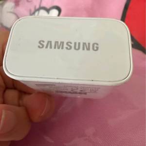 Samsung travel adaptor. 旅行充電器