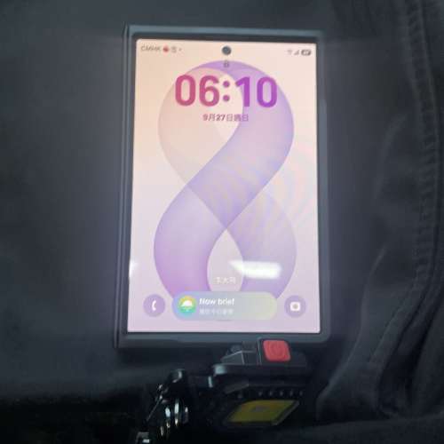 Samsung Z Fold 8. 512gb. 紫色。想交換iPhone 18. Pro max