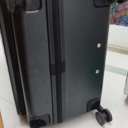 Elle 28吋新款前揭式黑色旅行行李箱 30kg front opened travel luggage suitcase
