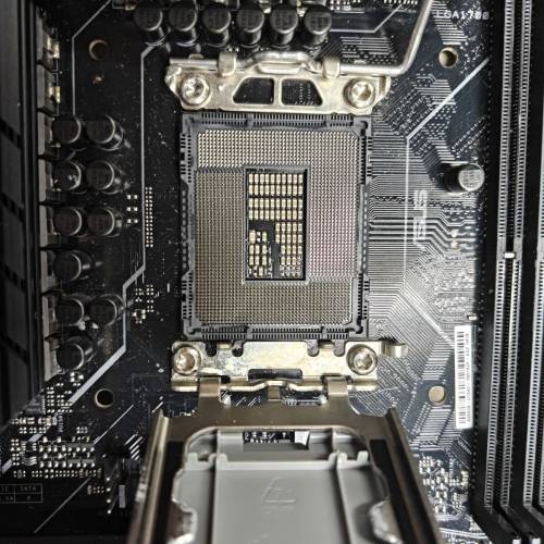 ASUS TUF GAMING B660-PLUS WIFI D4