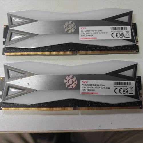 ADATA XPG SPECTRIX D60G (2x 16GB) DDR4 3600 MHz CL18-22-22 (共32GB)