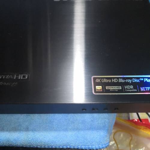 LG UP-970 4K UHD 藍光机(100%運作全正常)