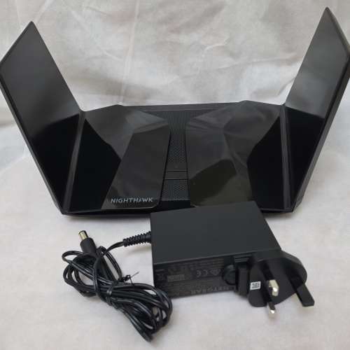 NETGEAR Nighthawk RAXE500 AXE11000 三頻 Wi-Fi 6E 路由器