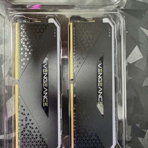 Corsair VENGEANCE RGB RS DDR4 記憶體 RAM 3600MHz - 64GB (32GB x2)