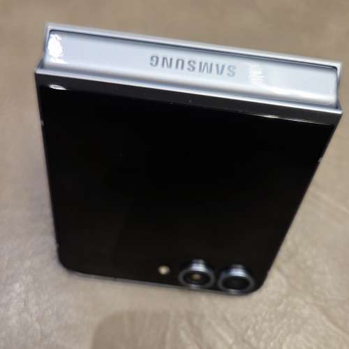 Samsung Z Flip 6 5G 12+256GB 香港行貨 全新一樣