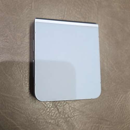 Samsung Z Flip 6 5G 12+256GB 香港行貨 全新一樣