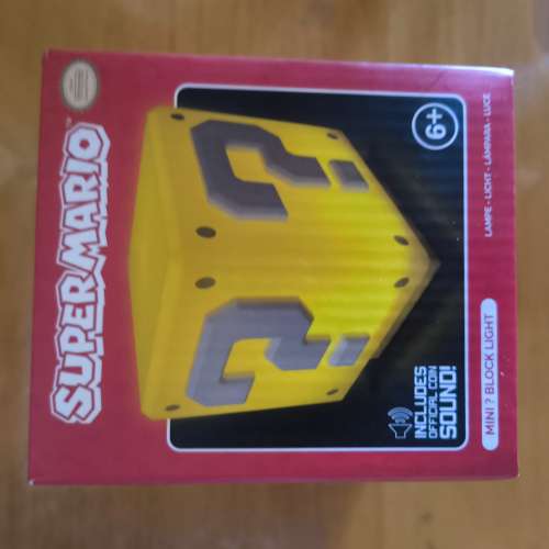 Super Mario Mini ? Block Light with Sound Super Mario 迷你問號磚發光擺設（連音...