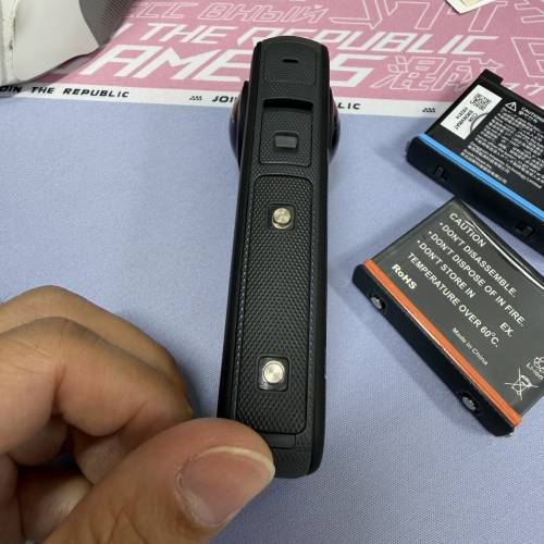 lnsta360 x3 跟三電 ， 鏡頭無花 用過10次左右 全正常無入水