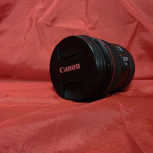 Canon EF 24-70mm F4 L IS