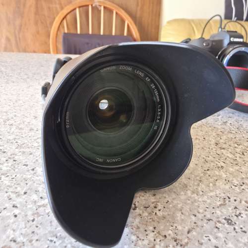Canon EF 28-135mm f/3.5-5.6 IS USM 鏡頭