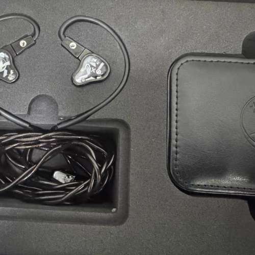 Fir Audio Redux 6 (RX6) 混合單元耳機