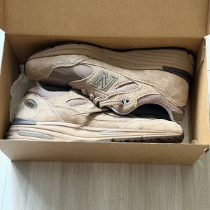 New Balance 991 v2