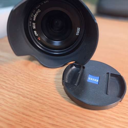 ZEISS Batis 2/25 25mm f/2 f2 for Sony E-Mount Made in Japan
