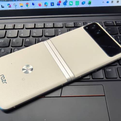 【CP值極高】日版 ！99.99%新 Moto Razr 40s 256GB 摺機首選 🔥