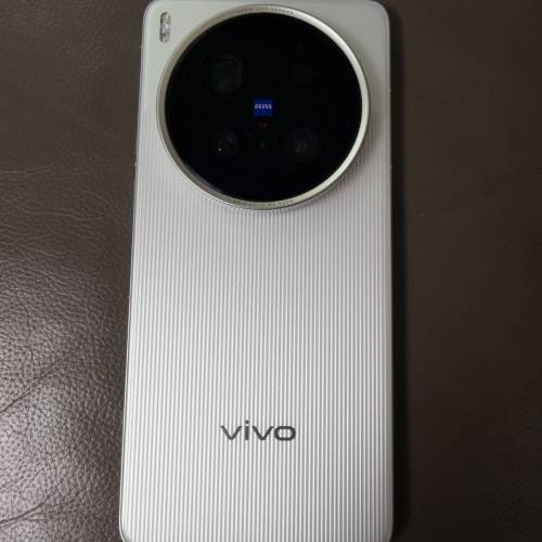 （出售）Vivo X200 Ultra 16+512 國行