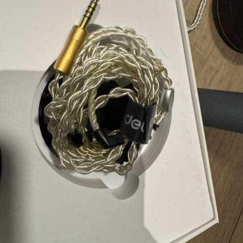 64audio blanc