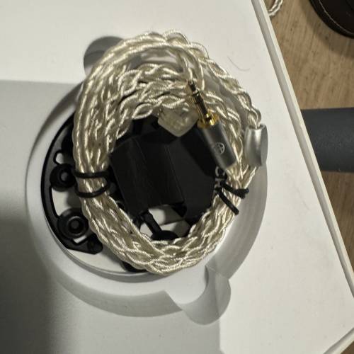 64audio blanc
