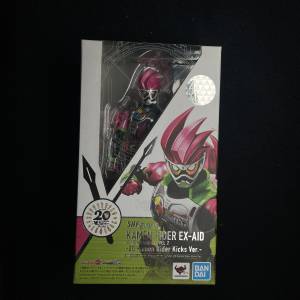 SHF 假面騎士 Ex-Aid 20週年紀念版 基礎形態 (9成新/齊件/連專屬底座)