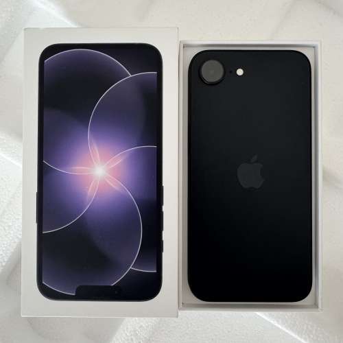 全新iPhone 17e 256gb,港行台機，單卡+esim,只開盒激活，充電次數0，電池健康度100...